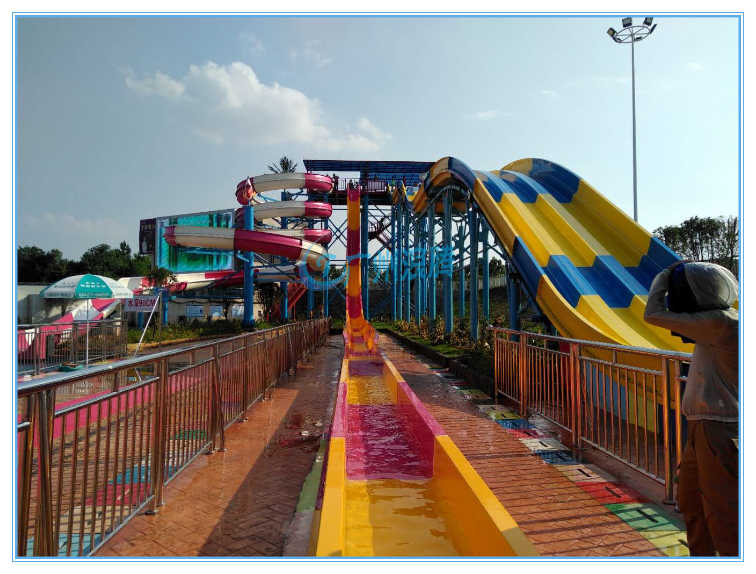 水上游樂設備 水上游樂設備
